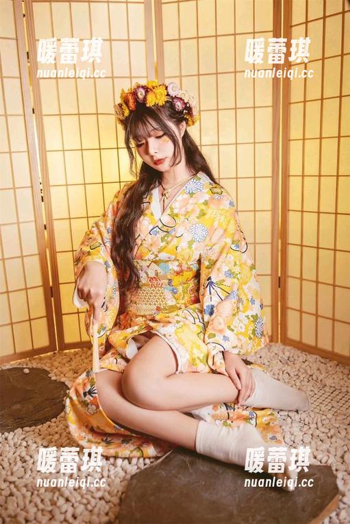 玉汇 kokuhui的体操学妹，精选写真里她的每一个动作都像在跟我打招呼。